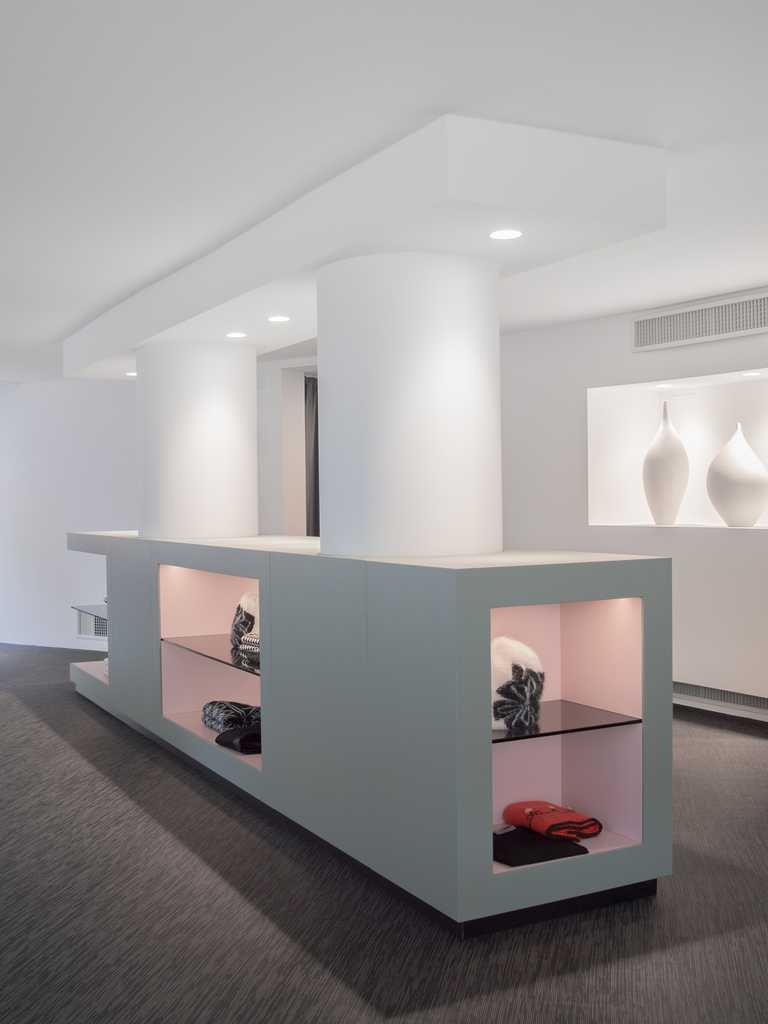 antoniogardoni design interior store fashion v p
